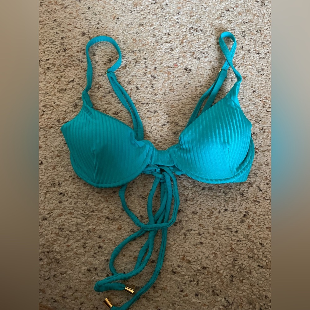 Kenny flowers the Seychelles underwire bikini top